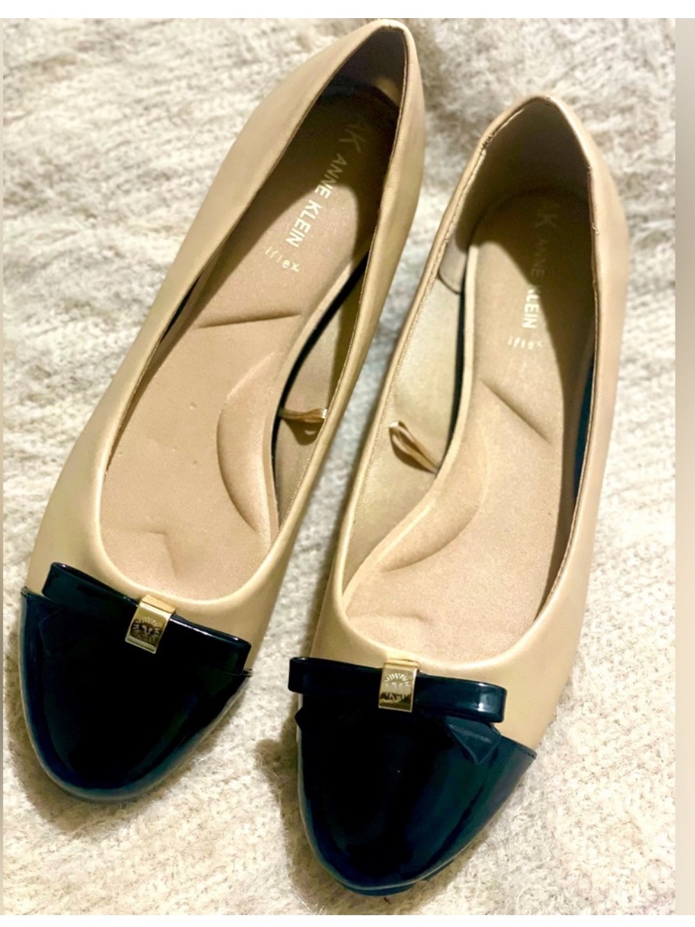 Anne Klein Two-Tone Beige and Black Cap-Toe Flats with Bow